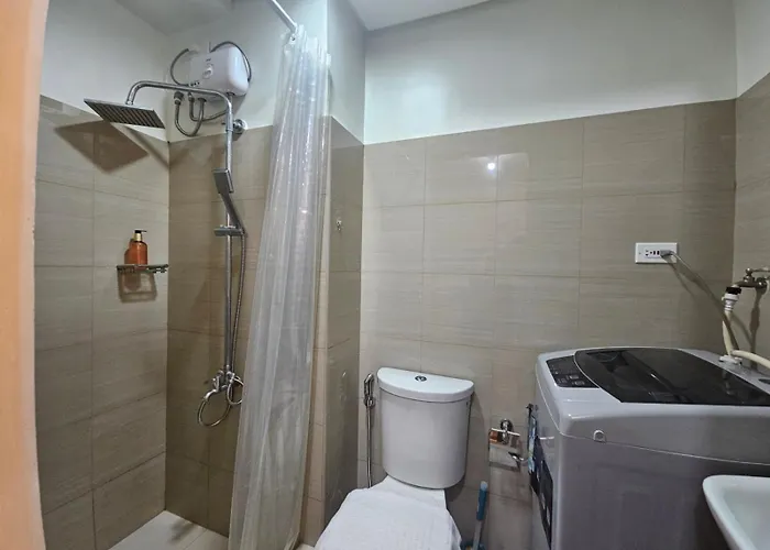 The Executive At Shore 2 Residences Manila